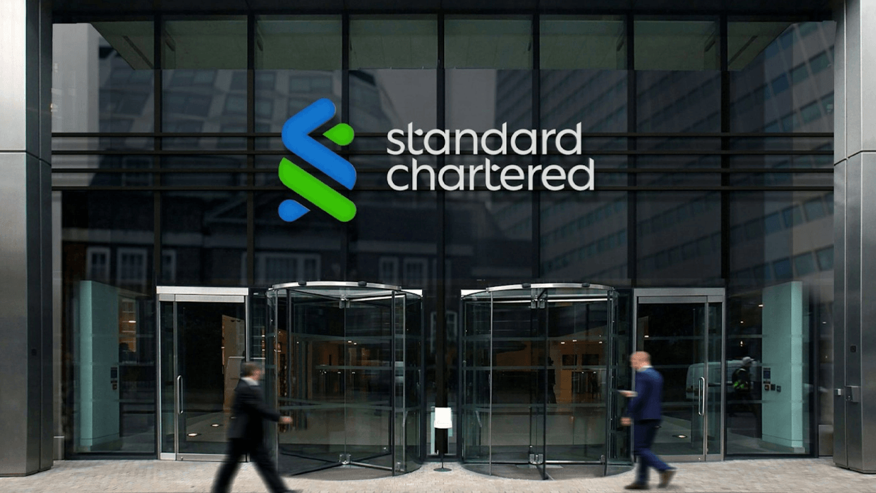 Standard Chartered Launches Institutional Spot Trading for Cryptoassets